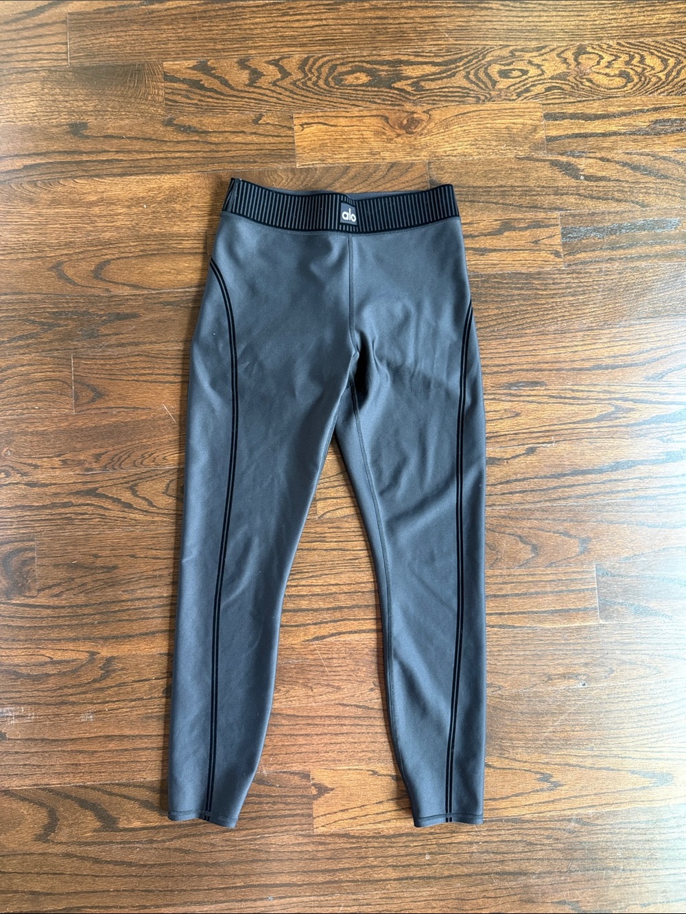 ALO Yoga Kids Black Seam-Detail Leggings